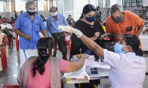 11,699 പേര്‍ക്ക് കോവിഡ്; രോഗമുക്തി നേടിയവര്‍ 17,763