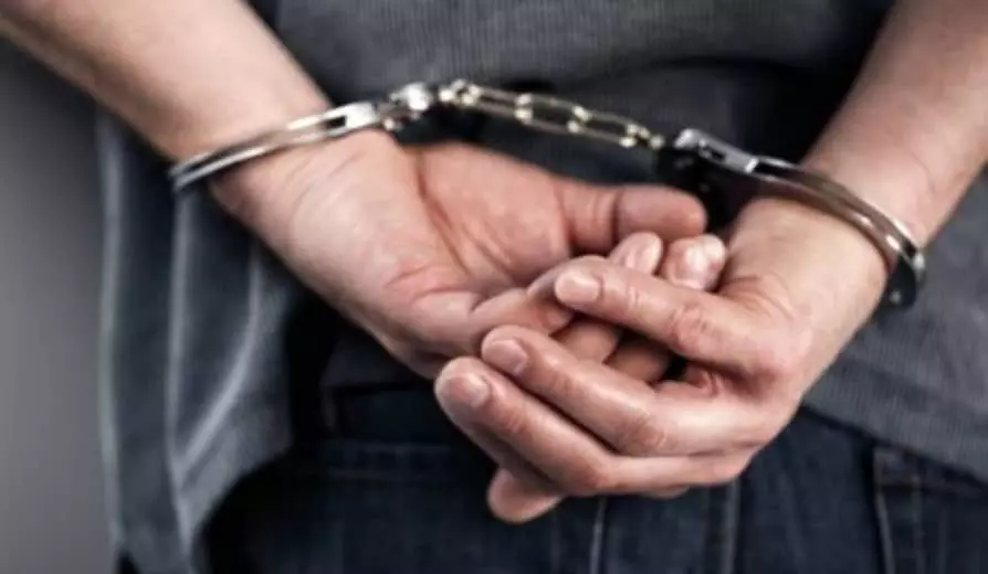 പീഡന പരാതിയില്‍ അറസ്റ്റിലായ വ്യോമസേനാ ഉദ്യോഗസ്ഥനെ വിട്ടുകിട്ടണമെന്ന് സൈന്യം കോടതിയില്‍