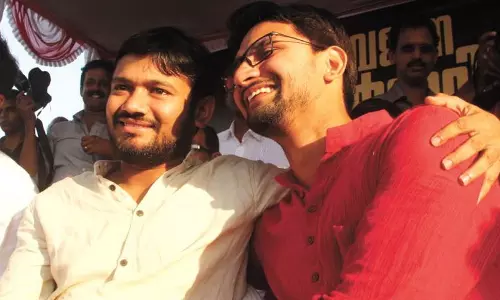 രാഹുൽ ഗാന്ധിയെ രക്ഷിക്കുന്നതിന് പ്രത്യുപകാരമായി ബിഹാർ മുഖ്യമന്ത്രി പദവി വാഗ്ദാനം ചെയ്തിരിക്കാം; കനയ്യയ്‍ക്കെതിരെ ആരോപണവുമായി സുഹൃത്ത് മുഹ്സിന്‍ എംഎല്‍എ