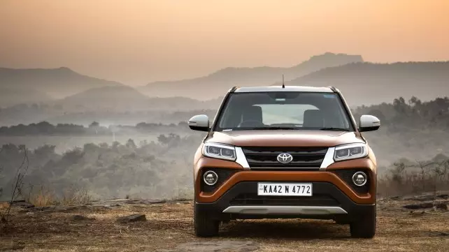 ഒക്‌ടോബര്‍ ഒന്നു മുതല്‍ ടൊയോട്ട വാഹനങ്ങള്‍ക്ക് പുതിയ വില