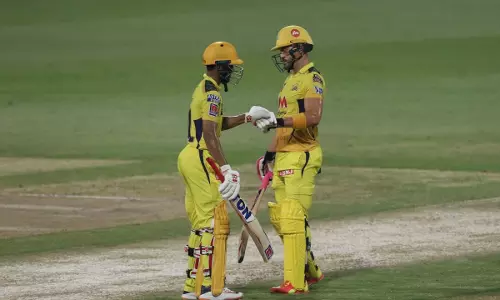 ഹൈദരാബാദിനെ തകര്‍ത്ത് ചെന്നൈ പ്ലേ ഓഫില്‍