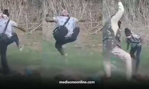 പൊലീസ് നേതൃത്വത്തിൽ നടന്ന കുടിയിറക്കൽ കടുത്ത മനുഷ്യാവകാശ ലംഘനമെന്ന് അസം മനുഷ്യാവകാശ കമീഷൻ പൊലീസ് നേതൃത്വത്തിൽ നടന്ന കുടിയിറക്കൽ കടുത്ത മനുഷ്യാവകാശ ലംഘനമെന്ന് അസം മനുഷ്യാവകാശ കമീഷൻ