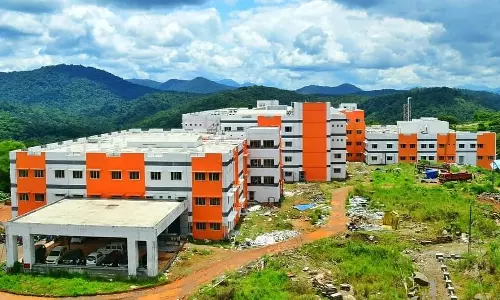 കോന്നി മെഡിക്കല്‍ കോളേജ് വികസനം; ഡോക്ടര്‍മാരുടെ സ്ഥലം മാറ്റ ഉത്തരവ് വിവാദത്തില്‍