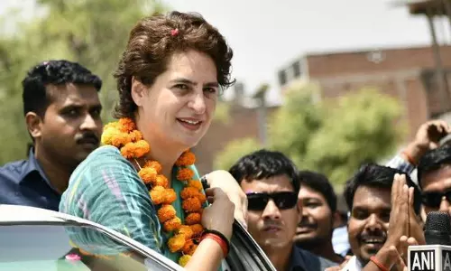 ഗ്രാമങ്ങളുടെ മിടിപ്പറിയാൻ പ്രിയങ്ക; ആഴ്ചയിൽ അഞ്ചു ദിവസവും ഇനി യു.പിയിൽ