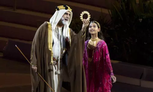 എക്സ്പോ ഉദ്ഘാടന ചടങ്ങിൽ താരമായി ഇന്ത്യൻ പെൺകുട്ടി