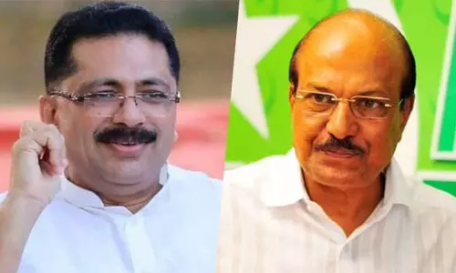 ലോകായുക്ത വിധിയെക്കുറിച്ച് ചിലത് പറയാനുണ്ട്; കുഞ്ഞാലിക്കുട്ടിക്കെതിരെ ഒളിയമ്പെറിഞ്ഞ് ജലീല് ലോകായുക്ത വിധിയെക്കുറിച്ച് ചിലത് പറയാനുണ്ട്; കുഞ്ഞാലിക്കുട്ടിക്കെതിരെ ഒളിയമ്പെറിഞ്ഞ് ജലീല്