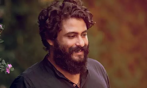 ബ്രഷ്...ഒരു തേപ്പ് കഥയുമായി പെപ്പെ