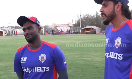 ഇന്ത്യയില് മാത്രമല്ല, അങ്ങ് കുവൈത്ത് ക്രിക്കറ്റ് ടീമിലുമുണ്ടെടാ മലയാളികള്ക്ക് പിടി ഇന്ത്യയില് മാത്രമല്ല, അങ്ങ് കുവൈത്ത് ക്രിക്കറ്റ് ടീമിലുമുണ്ടെടാ മലയാളികള്ക്ക് പിടി