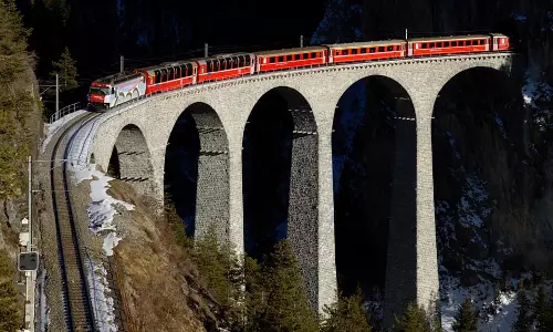 പൊങ്ങച്ച നികുതി, തിരക്ക് നികുതി; സർക്കാരിന് പണമുണ്ടാക്കാൻ എന്തെല്ലാം മാര്‍ഗങ്ങള്‍