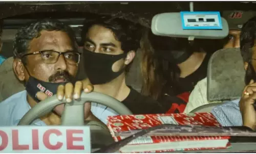 ആര്യൻ ഖാന്‍റെ ജാമ്യാപേക്ഷ പരിഗണിക്കുന്നത് സെഷൻസ് കോടതി മാറ്റിവച്ചു