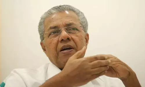 നാട്ടിൽ നിന്ന് ദാരിദ്ര്യം തുടച്ചുനീക്കും: മുഖ്യമന്ത്രി പിണറായി വിജയൻ