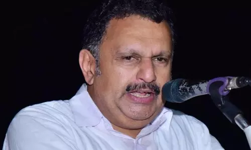 കോണ്ഗ്രസില് നിന്ന് കുറച്ചെണ്ണം കൂടി പോവാനുണ്ട്, ക്ലിയറാവും: കെ മുരളീധരന് കോണ്ഗ്രസില് നിന്ന് കുറച്ചെണ്ണം കൂടി പോവാനുണ്ട്, ക്ലിയറാവും: കെ മുരളീധരന്