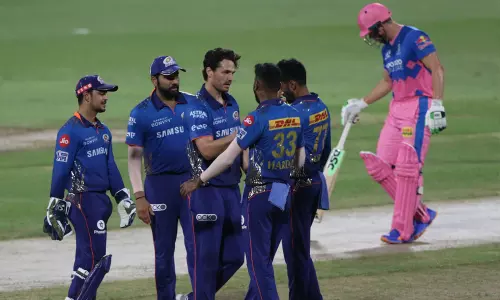 രാജസ്ഥാനെ എറിഞ്ഞിട്ട് മുംബൈ; വിജയലക്ഷ്യം 91!