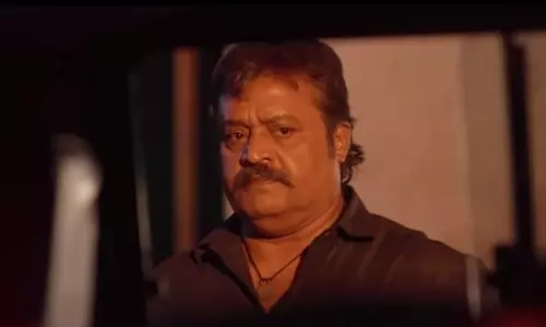 സുരേഷ് ഗോപിയുടെ കാവല് തിയറ്ററുകളിലേക്ക്; റിലീസ് തിയ്യതി പ്രഖ്യാപിച്ചു സുരേഷ് ഗോപിയുടെ കാവല് തിയറ്ററുകളിലേക്ക്; റിലീസ് തിയ്യതി പ്രഖ്യാപിച്ചു