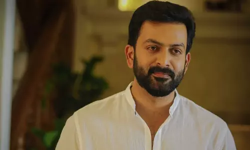 വാരിയംകുന്നനിൽ നിന്നുള്ള പിന്മാറ്റം തന്റെ തീരുമാനമല്ലെന്ന് പൃഥ്വിരാജ്‌