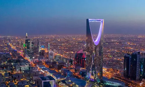 സൗദിയില്‍ അപേക്ഷിച്ച് മൂന്ന് ദിവസത്തിനകം ഫാമിലി വിസിറ്റ് വിസ ലഭ്യമാക്കും