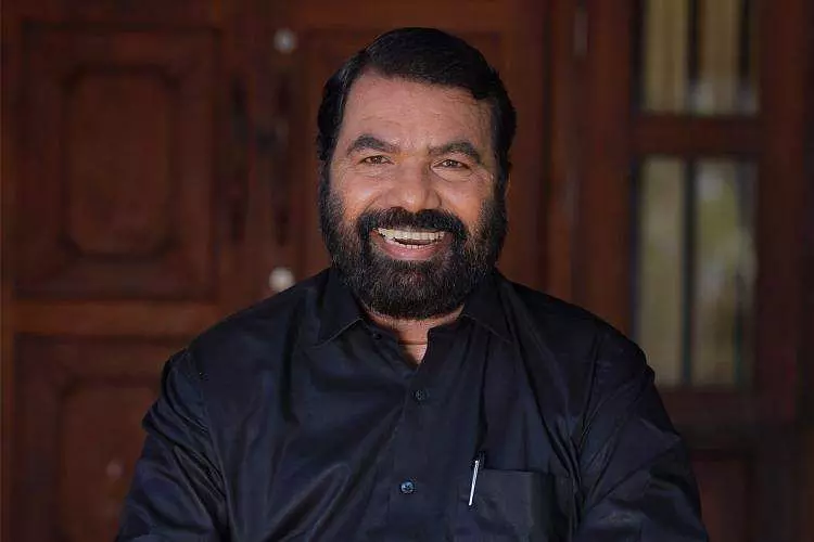 അഡ്മിഷൻ കിട്ടാത്ത കുട്ടികളെ എന്ത് പറഞ്ഞാശ്വസിപ്പിക്കും; മന്ത്രിയുടെ പോസ്റ്റിന് താഴെ രക്ഷിതാക്കളുടെ പ്രതിഷേധം