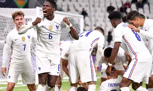 ആദ്യ പകുതിയില് രണ്ടു ഗോളിന് പിന്നില്, മൂന്നു ഗോള് തിരിച്ചടിച്ച് വിജയം; ഫ്രാന്സ് ഫൈനലില് ആദ്യ പകുതിയില് രണ്ടു ഗോളിന് പിന്നില്, മൂന്നു ഗോള് തിരിച്ചടിച്ച് വിജയം; ഫ്രാന്സ് ഫൈനലില്