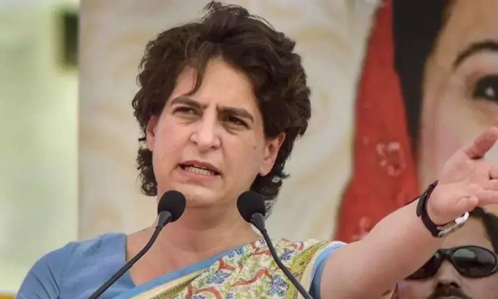 മോദിയുടെ തട്ടകത്തിൽ കർഷക റാലിയുമായി പ്രിയങ്ക മോദിയുടെ തട്ടകത്തിൽ കർഷക റാലിയുമായി പ്രിയങ്ക