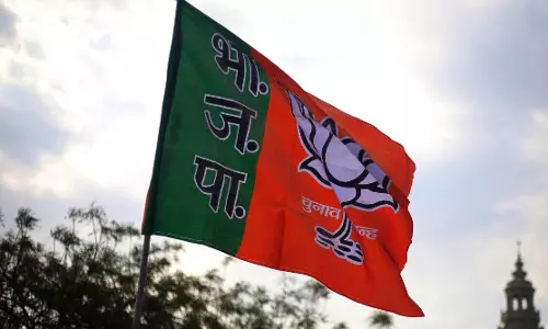 നാഗ്പൂരില്‍ ബിജെപിയുടെ അടിവേരിളകുന്നു; ശക്തികേന്ദ്രങ്ങള്‍ തിരിച്ചുപിടിച്ച് കോണ്‍ഗ്രസ്