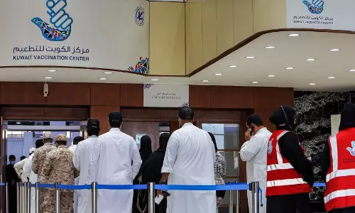 കുവൈത്തില് കോവിഡ് വാക്സിന്റെ ബൂസ്റ്റര് ഡോസിനായുള്ള രജിസ്ട്രേഷന് ആരംഭിച്ചു കുവൈത്തില് കോവിഡ് വാക്സിന്റെ ബൂസ്റ്റര് ഡോസിനായുള്ള രജിസ്ട്രേഷന് ആരംഭിച്ചു