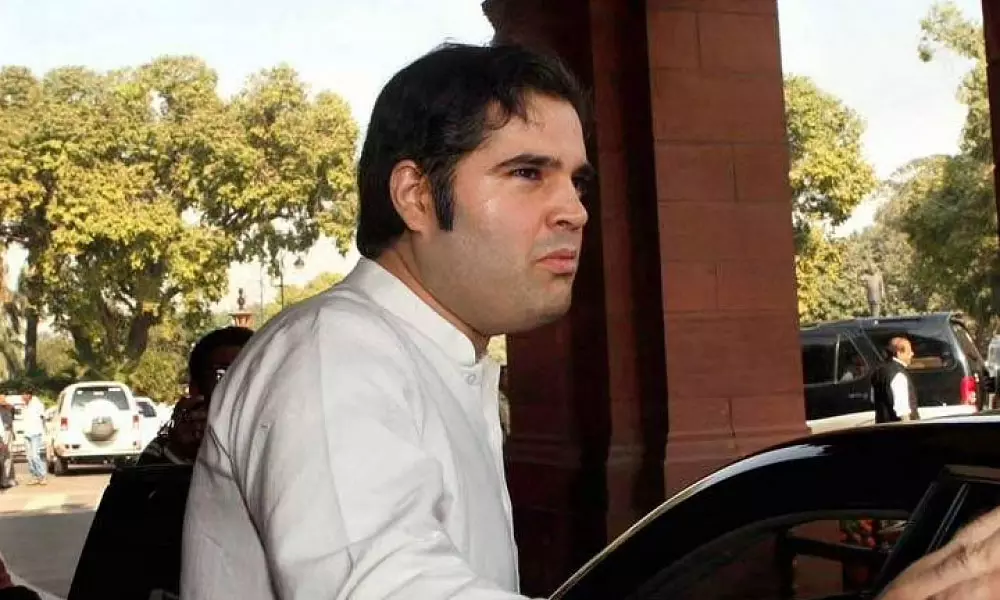 വില കുറഞ്ഞ രാഷ്ട്രീയം കളിക്കരുത്; ലഖിംപൂർ കൊലക്കേസിൽ വീണ്ടും വരുൺ ഗാന്ധി