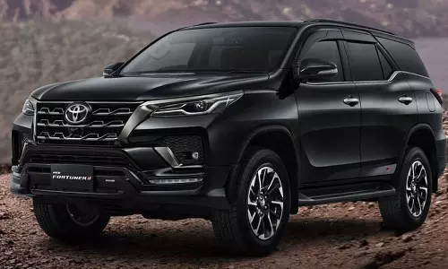 അരക്കോടിയും കടന്ന് ടൊയോട്ട ഫോർച്യൂണറിന്റെ വില