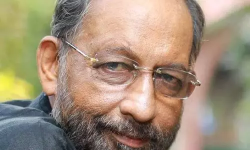 പുഴുവിലെ മോഹനേട്ടനായി കുറച്ചുദിവസം ഞങ്ങൾക്കൊപ്പം ചെലവഴിച്ചു; മഹാനടന്റെ അവസാന അഭിനയമുഹൂർത്തങ്ങൾ പങ്കുവച്ച് സംവിധായകൻ ഹർഷദ്