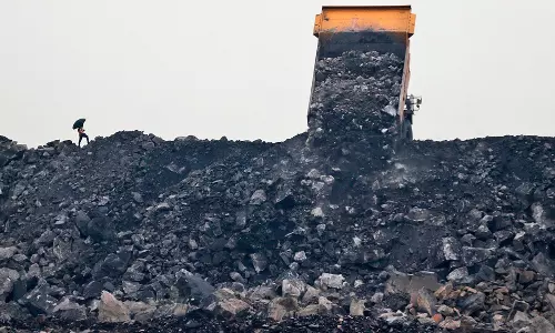 കൽക്കരി ക്ഷാമം: പ്രധാനമന്ത്രി ഉന്നതതല യോഗം വിളിച്ചു