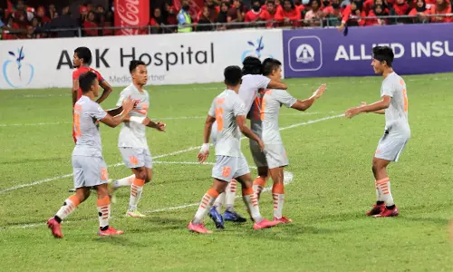 ഗോള്‍ നേട്ടത്തില്‍ പെലെയെ മറികടന്ന് ഛേത്രി; സാഫ് കപ്പില്‍ ഇന്ത്യ ഫൈനലില്‍