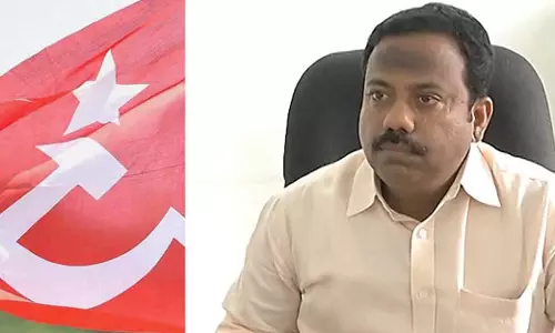 വ്യവസായിയെ തട്ടിക്കൊണ്ടുപോയ കേസ്; സിപിഎം നേതാവ് സക്കീർ ഹുസൈൻ അടക്കമുള്ള പ്രതികളെ കോടതി വെറുതെ വിട്ടു വ്യവസായിയെ തട്ടിക്കൊണ്ടുപോയ കേസ്; സിപിഎം നേതാവ് സക്കീർ ഹുസൈൻ അടക്കമുള്ള പ്രതികളെ കോടതി വെറുതെ വിട്ടു