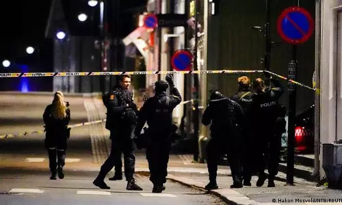 നോർവേയിൽ അഞ്ച് പേരെ അമ്പെയ്ത് കൊലപ്പെടുത്തി; ഞെട്ടലോടെ രാജ്യം