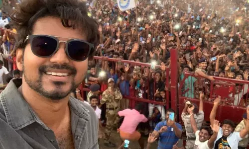 മത്സരിച്ച 169 സീറ്റിൽ 115 ഇടത്തും ജയം; തമിഴ്‌ രാഷ്ട്രീയത്തില്‍ വിജയ്‌യുടെ മാസ് എൻട്രി ഇങ്ങനെ