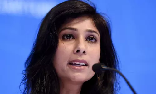 പൊതുമേഖലാ നിക്ഷേപം ഇന്ത്യയ്ക്ക് വളരെ പ്രധാനം: ഗീത ഗോപിനാഥ് പൊതുമേഖലാ നിക്ഷേപം ഇന്ത്യയ്ക്ക് വളരെ പ്രധാനം: ഗീത ഗോപിനാഥ്