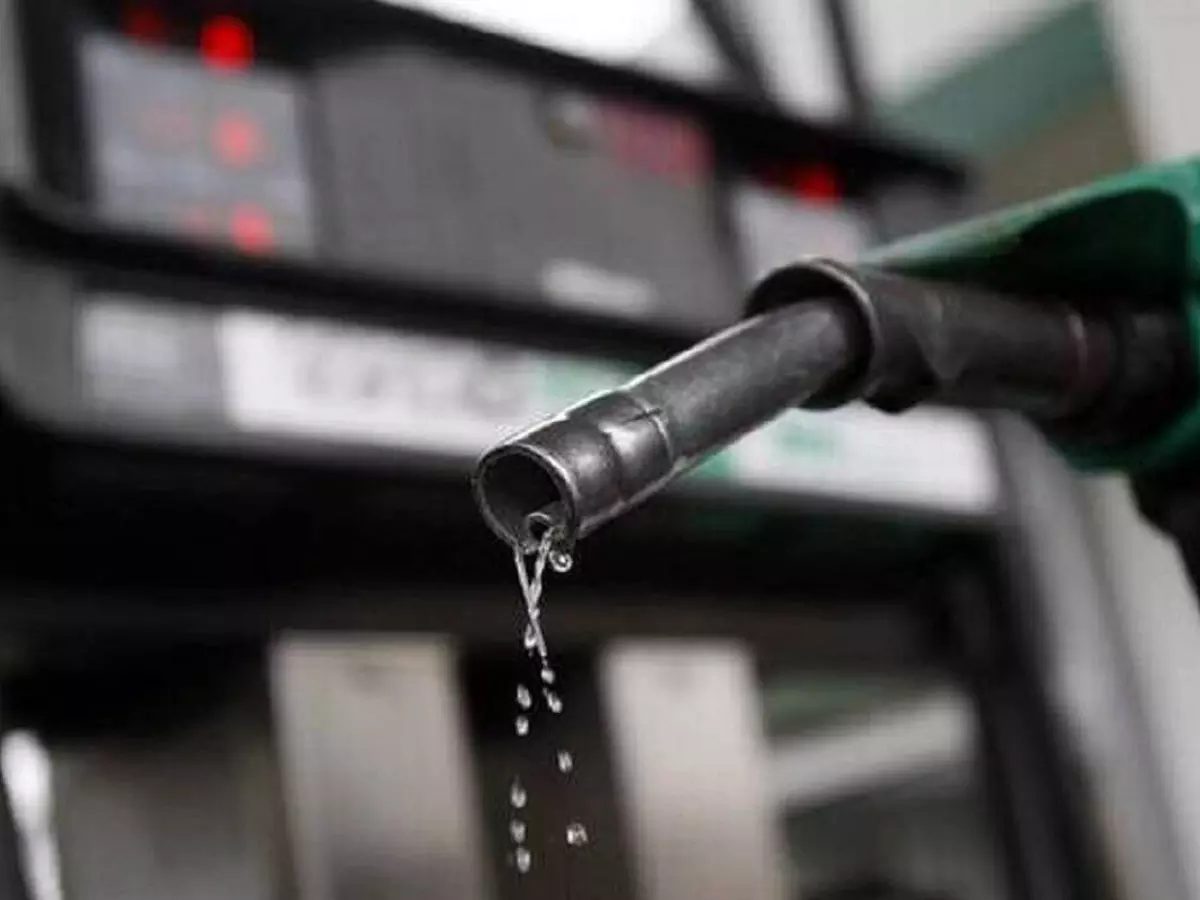 കൊള്ളയടി തുടരുന്നു; ഇന്ധനവില ഇന്നും ഉയര്‍ന്നു