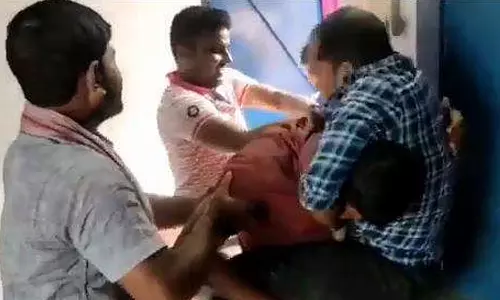 പ്രിന്‍സിപ്പല്‍ ആകണം; അധ്യാപകനും അധ്യാപികയുടെ ഭര്‍ത്താവും തമ്മില്‍ പൊരിഞ്ഞ അടി