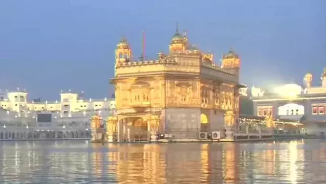 ക്രിസ്ത്യന് മിഷനറിമാരുടെ നേതൃത്വത്തില് കൂട്ട നിര്ബന്ധിത മതപരിവര്ത്തനമോ?; പ്രതിരോധത്തിനൊരുങ്ങി സിഖ് മതനേതാക്കള് ക്രിസ്ത്യന് മിഷനറിമാരുടെ നേതൃത്വത്തില് കൂട്ട നിര്ബന്ധിത മതപരിവര്ത്തനമോ?; പ്രതിരോധത്തിനൊരുങ്ങി സിഖ് മതനേതാക്കള്