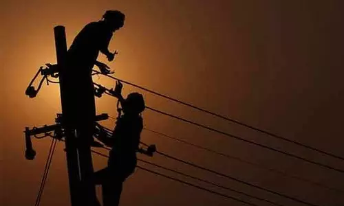 അതിതീവ്ര മഴയിൽ വൈദ്യുത മേഖലക്ക് കനത്ത നഷ്ടം അതിതീവ്ര മഴയിൽ വൈദ്യുത മേഖലക്ക് കനത്ത നഷ്ടം