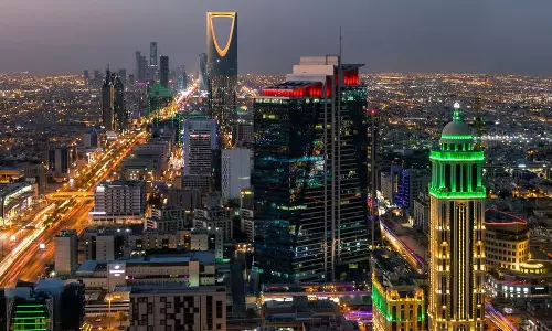 സൗദിയില്‍ കോവിഡ് നിയന്ത്രണങ്ങള്‍ നീക്കി; നാളെ മുതല്‍ മാസ്‌ക് വേണ്ട