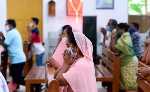 മതപരിവർത്തന നിരോധന നിയമം നടപ്പാക്കാന്‍ കര്‍ണാടക സര്‍ക്കാര്‍; ക്രൈസ്തവരെ ലക്ഷ്യമിട്ടെന്ന് പരാതി