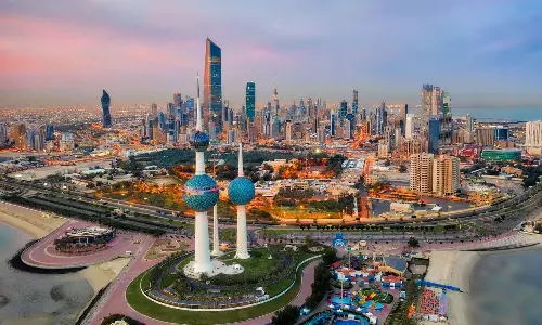 കേരളത്തിലെ മഴക്കെടുതി; കുവൈത്തിൽ പ്രവാസി സംഘടനാ പ്രതിനിധികളുടെ യോഗം വിളിച്ചു കേരളത്തിലെ മഴക്കെടുതി; കുവൈത്തിൽ പ്രവാസി സംഘടനാ പ്രതിനിധികളുടെ യോഗം വിളിച്ചു