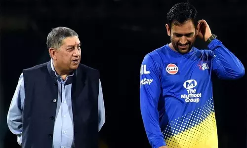 ധോണിയില്ലാതെ ചെന്നൈയില്ല; ചെന്നൈ ഇല്ലാതെ ധോണിയും; നായകനെ വിടില്ലെന്ന് വ്യക്തമാക്കി എൻ ശ്രീനിവാസൻ ധോണിയില്ലാതെ ചെന്നൈയില്ല; ചെന്നൈ ഇല്ലാതെ ധോണിയും; നായകനെ വിടില്ലെന്ന് വ്യക്തമാക്കി എൻ ശ്രീനിവാസൻ