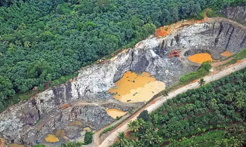 എറണാകുളത്തെ ക്വാറികളുടെ പ്രവർത്തനം 24 വരെ നിർത്തിവെച്ചതായി കലക്ടർ