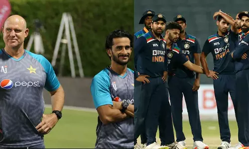 കോഹ്ലിയും രോഹിതുമല്ല: ഈ താരത്തെ കരുതിയിരിക്കണമെന്ന് പാകിസ്താനോട് മാത്യു ഹെയ്ഡൻ കോഹ്ലിയും രോഹിതുമല്ല: ഈ താരത്തെ കരുതിയിരിക്കണമെന്ന് പാകിസ്താനോട് മാത്യു ഹെയ്ഡൻ