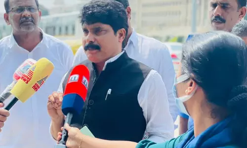 ആര്‍.ടി.പി.സി.ആര്‍ നിബന്ധന ഉടൻ പിൻവലിക്കും; ടി സിദ്ദീഖിന് കർണാടക സർക്കാരിൻ്റെ ഉറപ്പ്