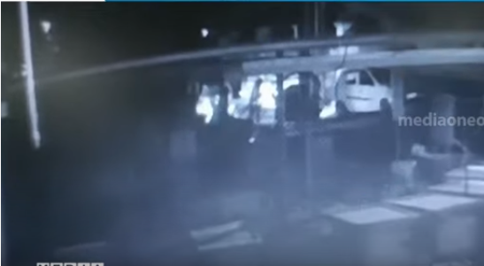 കോഴിക്കോട് സ്വര്‍ണ വ്യാപാരിയെ ആക്രമിച്ച് സ്വര്‍ണം കവര്‍ന്നതിന്‍റെ സിസി ടിവി ദൃശ്യങ്ങള്‍ മീഡിയവണിന്