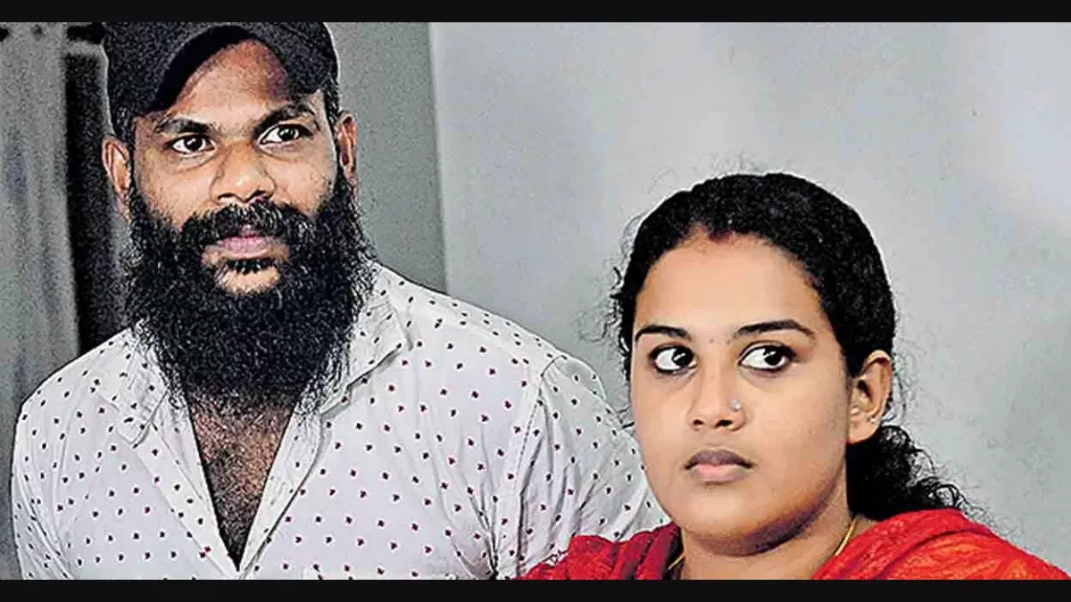 കുഞ്ഞിനെ തട്ടിക്കൊണ്ടുപോയെന്ന പരാതിയിൽ അമ്മക്കൊപ്പമെന്ന് ആനാവൂർ നാഗപ്പൻ; അനുപമയ്ക്ക് കുഞ്ഞിനെ നൽകണം കുഞ്ഞിനെ തട്ടിക്കൊണ്ടുപോയെന്ന പരാതിയിൽ അമ്മക്കൊപ്പമെന്ന് ആനാവൂർ നാഗപ്പൻ; അനുപമയ്ക്ക് കുഞ്ഞിനെ നൽകണം