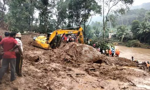 കൊക്കയാർ ദുരന്തത്തിന്‍റെ ആഘാതമൊഴിയാതെ മരിച്ചവരുടെ ബന്ധുക്കള്‍