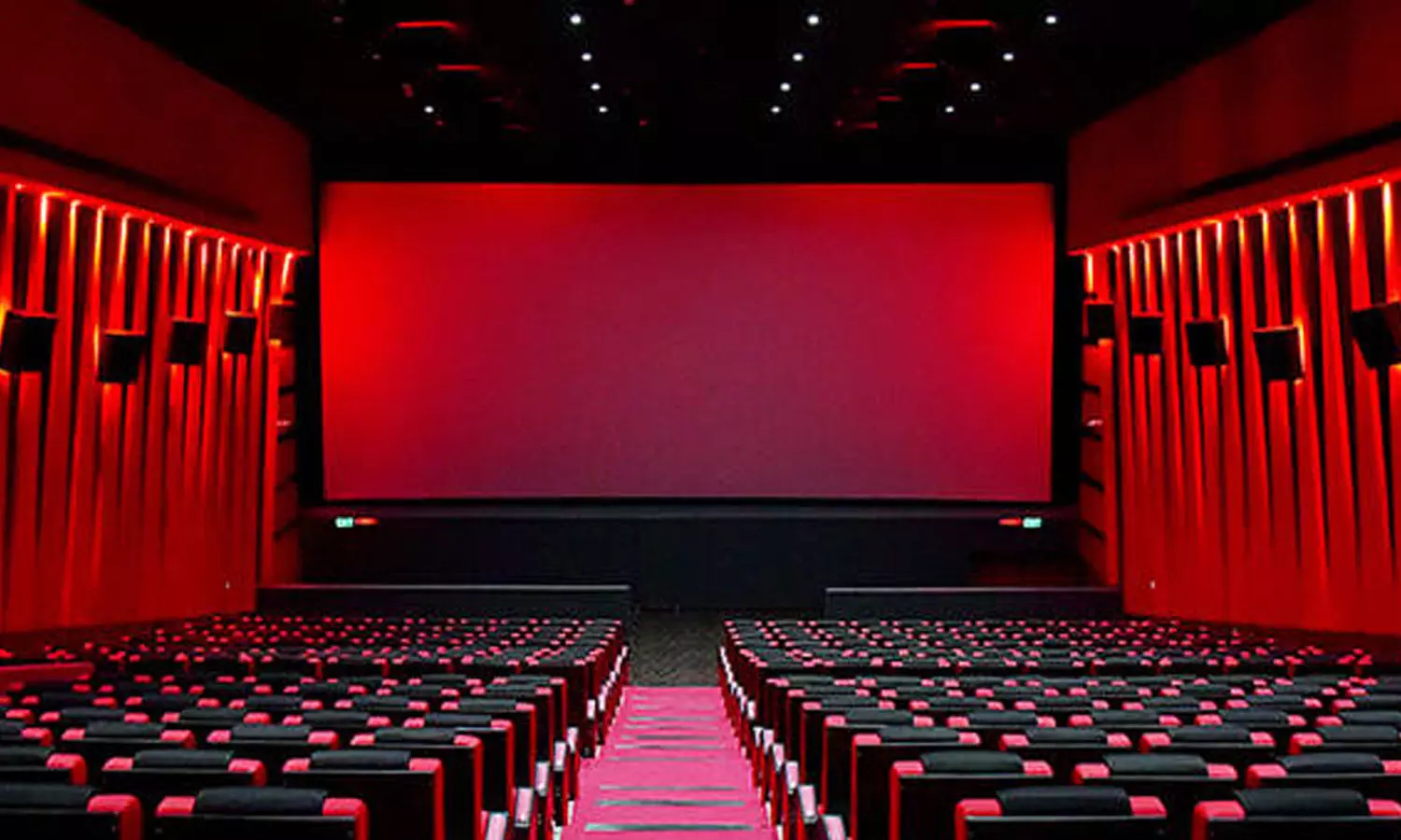 സംസ്ഥാനത്ത് സിനിമ പ്രദര്‍ശനം ബുധനാഴ്ച മുതല്‍;  മരയ്ക്കാര്‍ തിയേറ്ററില്‍ തന്നെയെത്തും