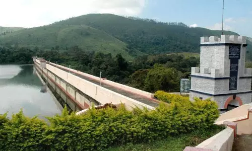 മുല്ലപ്പെരിയാർ; കേരളം സുപ്രീംകോടതിയിലേക്ക്... മുല്ലപ്പെരിയാർ; കേരളം സുപ്രീംകോടതിയിലേക്ക്...